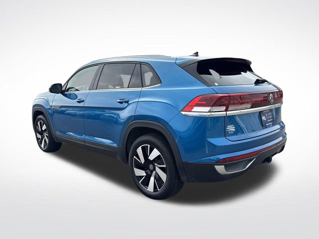 Used 2025 Volkswagen Atlas Cross Sport SE w/ Panoramic Sunroof Package image 4