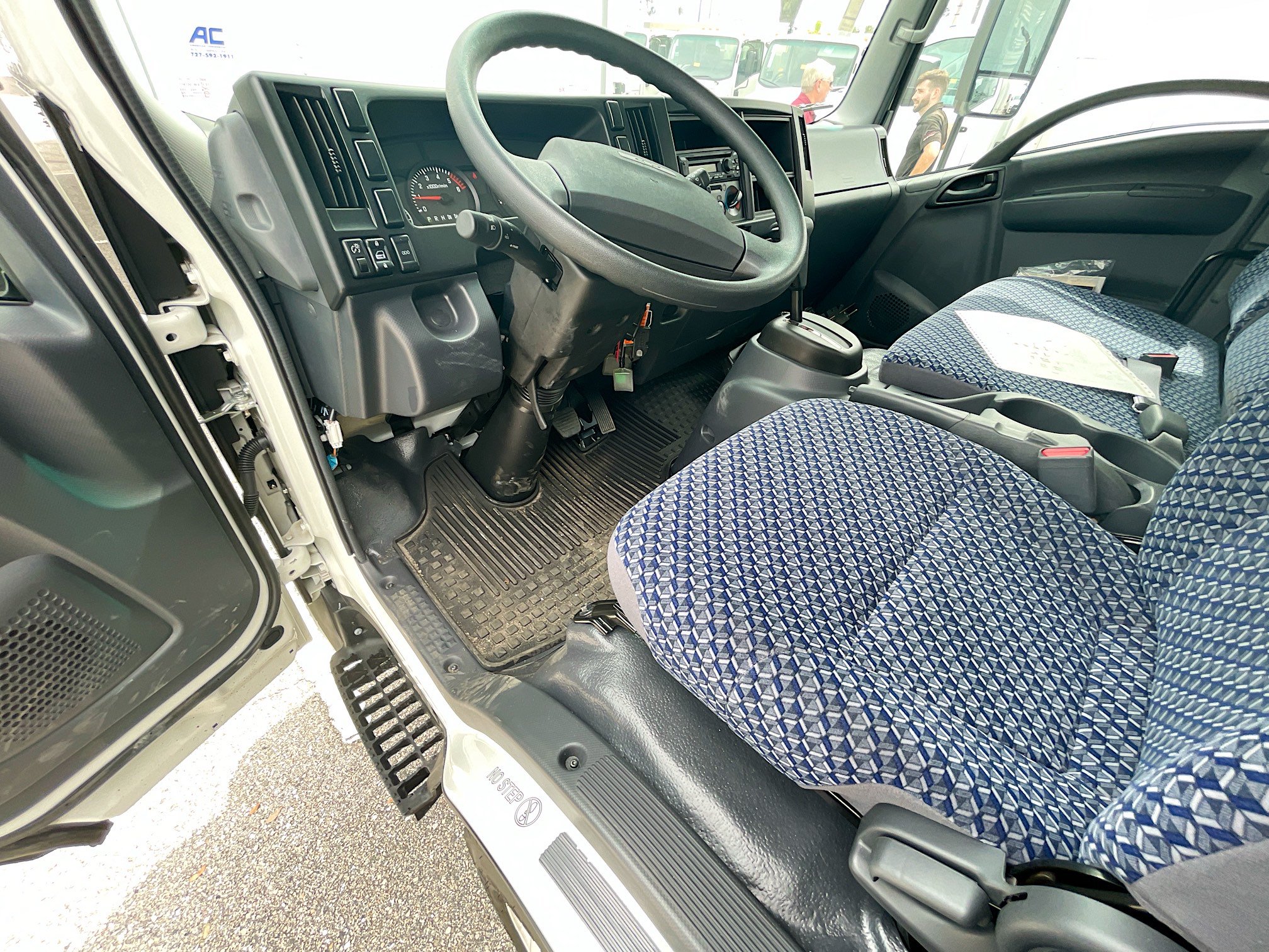 New 2024 Chevrolet Low Cab Forward RWD image 4