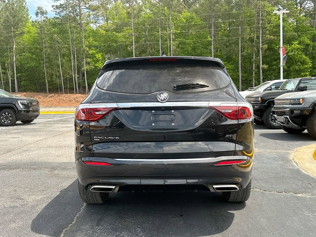 Used 2023 Buick Enclave Essence w/ Sport Touring Edition AWD/4WD image 15