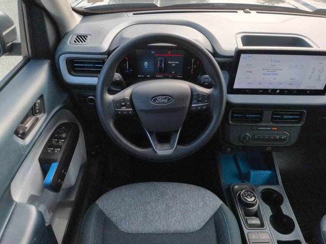 Used 2025 Ford Maverick XLT w/ Equipment Group 302A AWD/4WD image 15