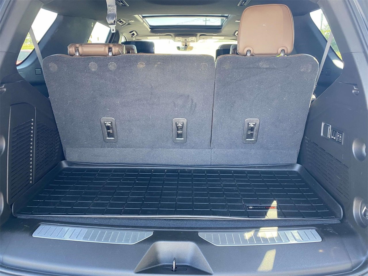 Used 2021 Chevrolet Tahoe High Country image 9