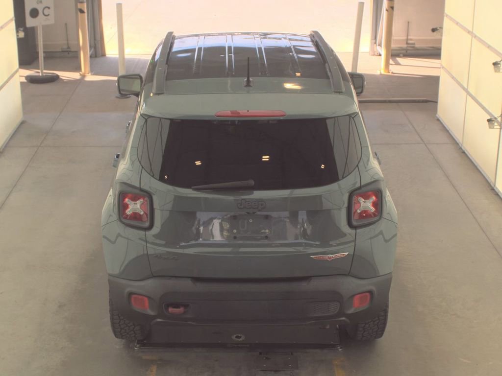 Used 2016 Jeep Renegade Trailhawk image 6