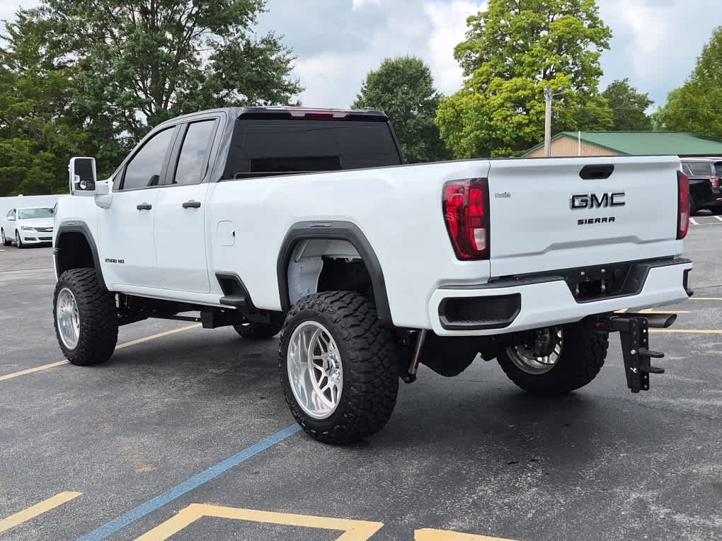 Used 2026 GMC Sierra 2500 Pro AWD/4WD image 4