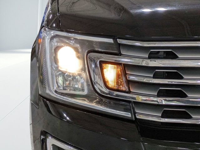 Used 2019 Ford Expedition Limited w/ Equipment Group 301A RWD image 9