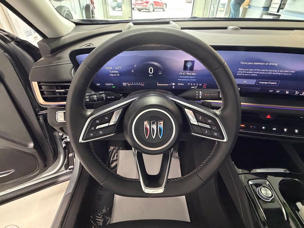 Used 2025 Buick Envision Sport Touring AWD/4WD image 13