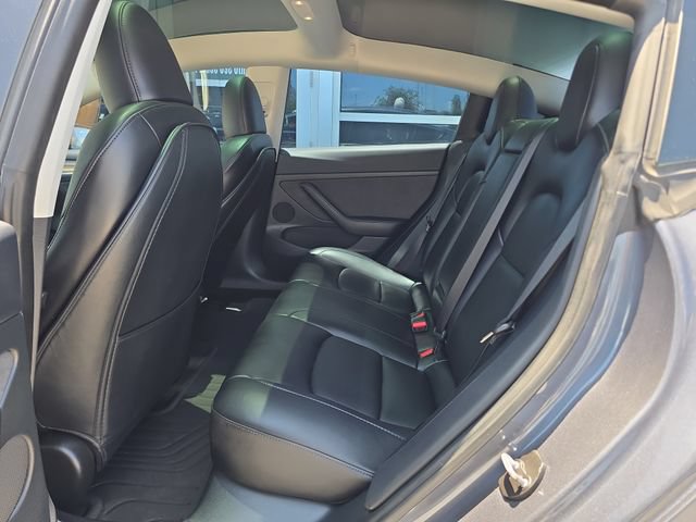 Used 2023 Tesla Model 3 Standard Range RWD image 15