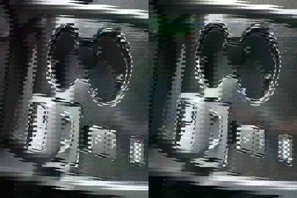 Used 2023 Nissan Rogue SV image 20