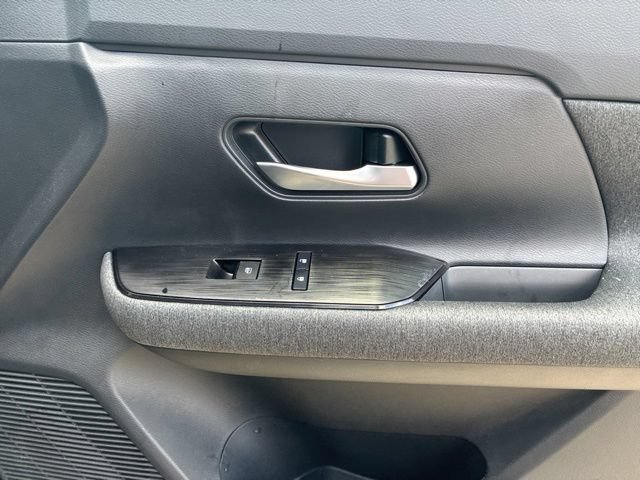 Used 2026 Nissan Kicks SV w/ Charging Package FWD image 14