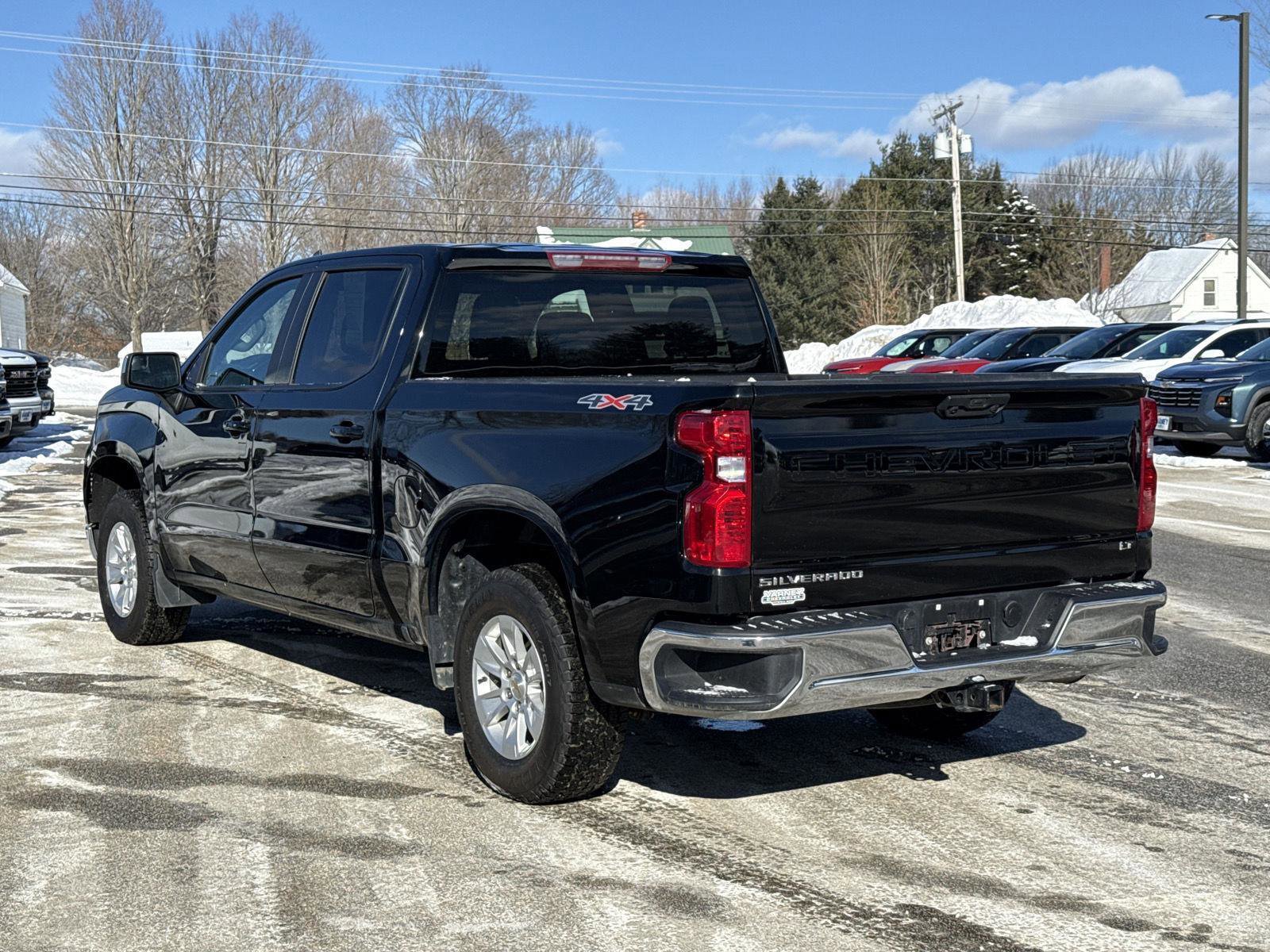 Used 2025 Chevrolet Silverado 1500 LT AWD/4WD image 7