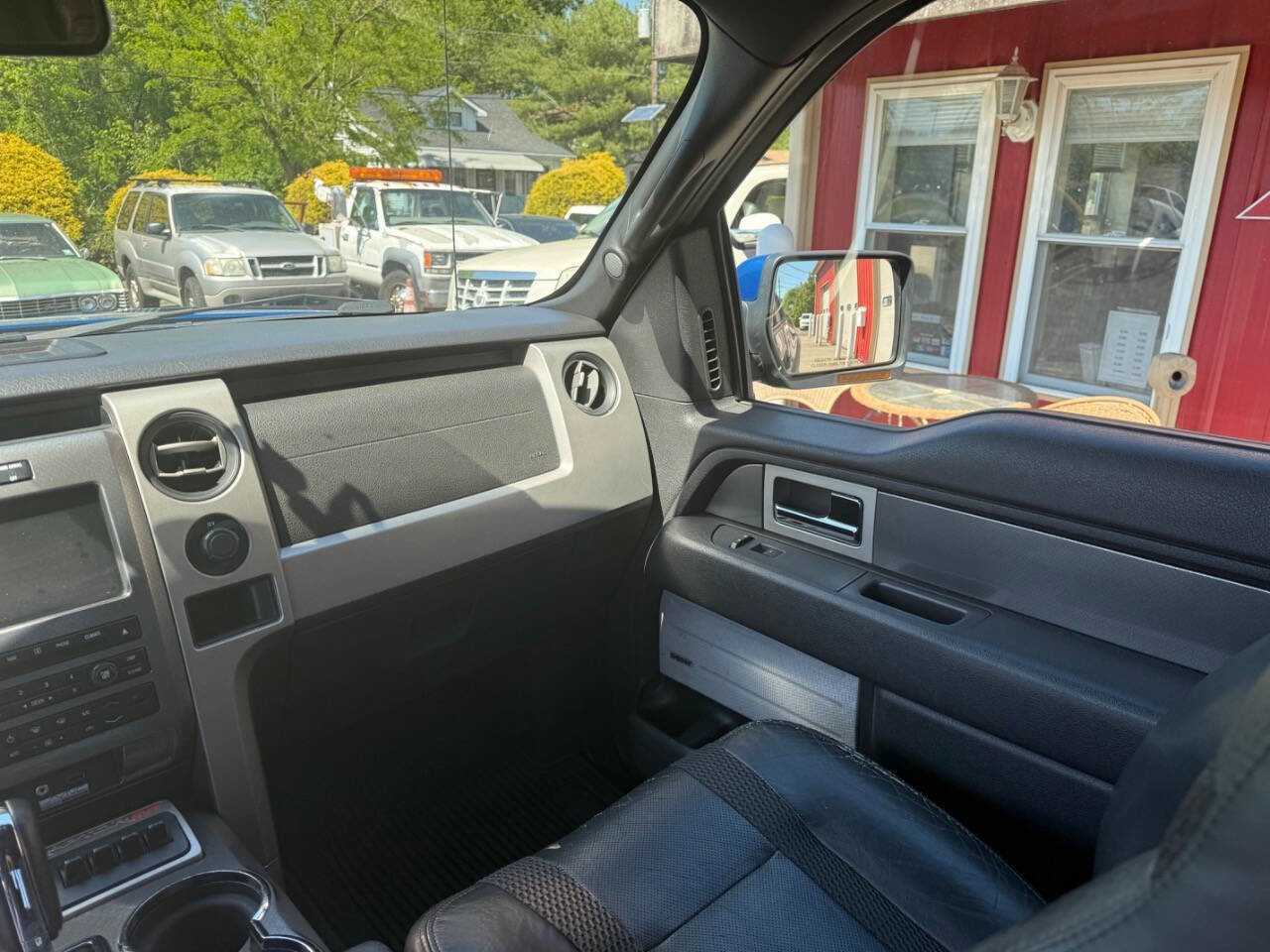Used 2010 Ford F150 Raptor AWD/4WD image 12