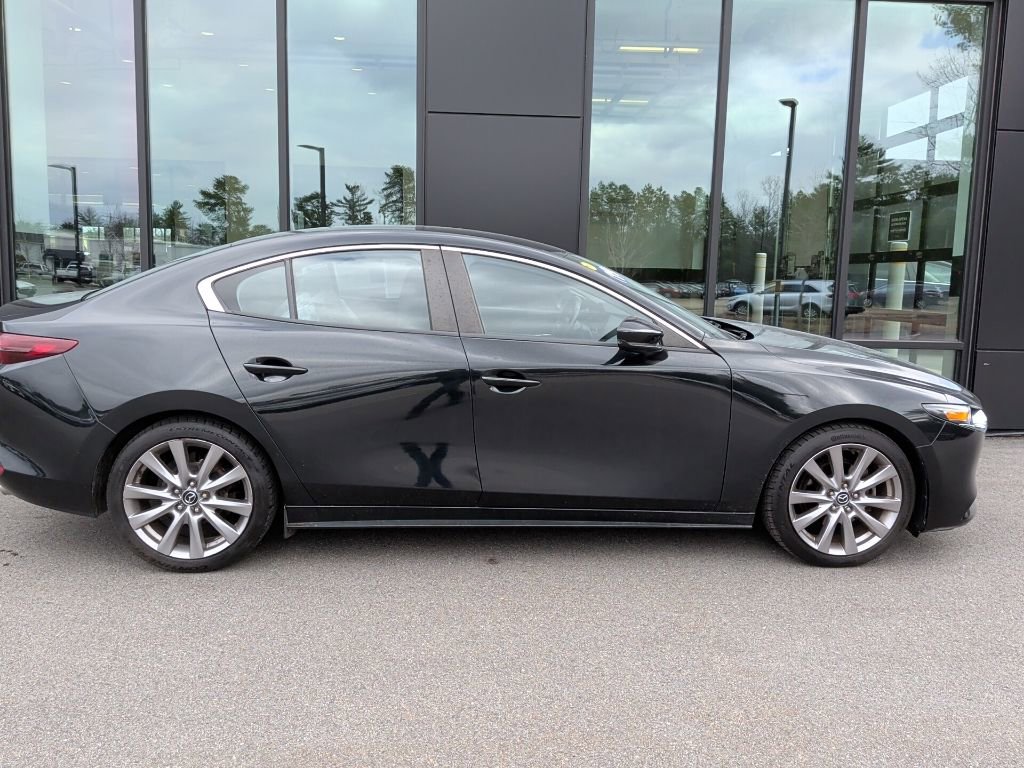 Used 2019 MAZDA MAZDA3 AWD Sedan w/ Select Package image 5