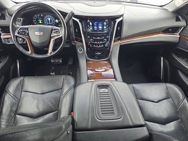 Used 2020 Cadillac Escalade Luxury image 15
