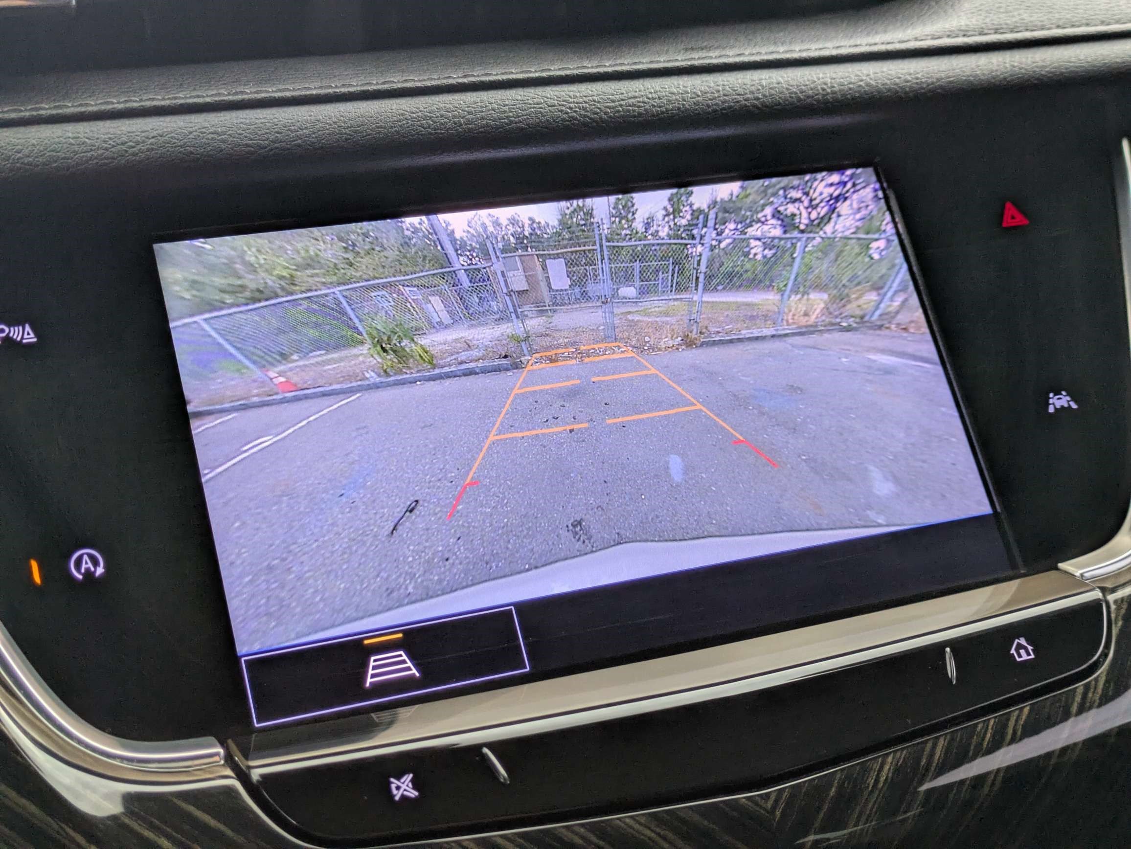 Used 2022 Cadillac XT6 Premium Luxury FWD image 23