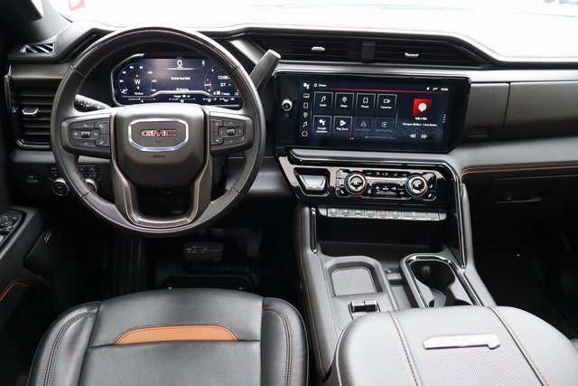 Used 2025 GMC Sierra 2500 AT4 w/ AT4 Premium Plus Package image 6