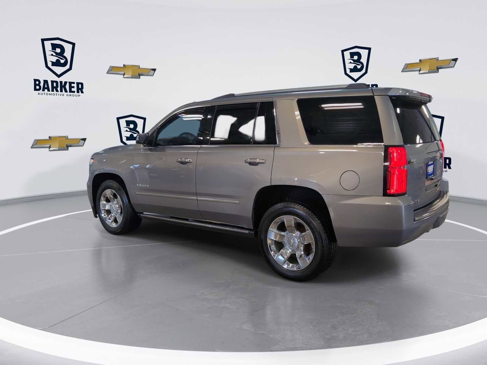 Used 2017 Chevrolet Tahoe Premier AWD/4WD image 6