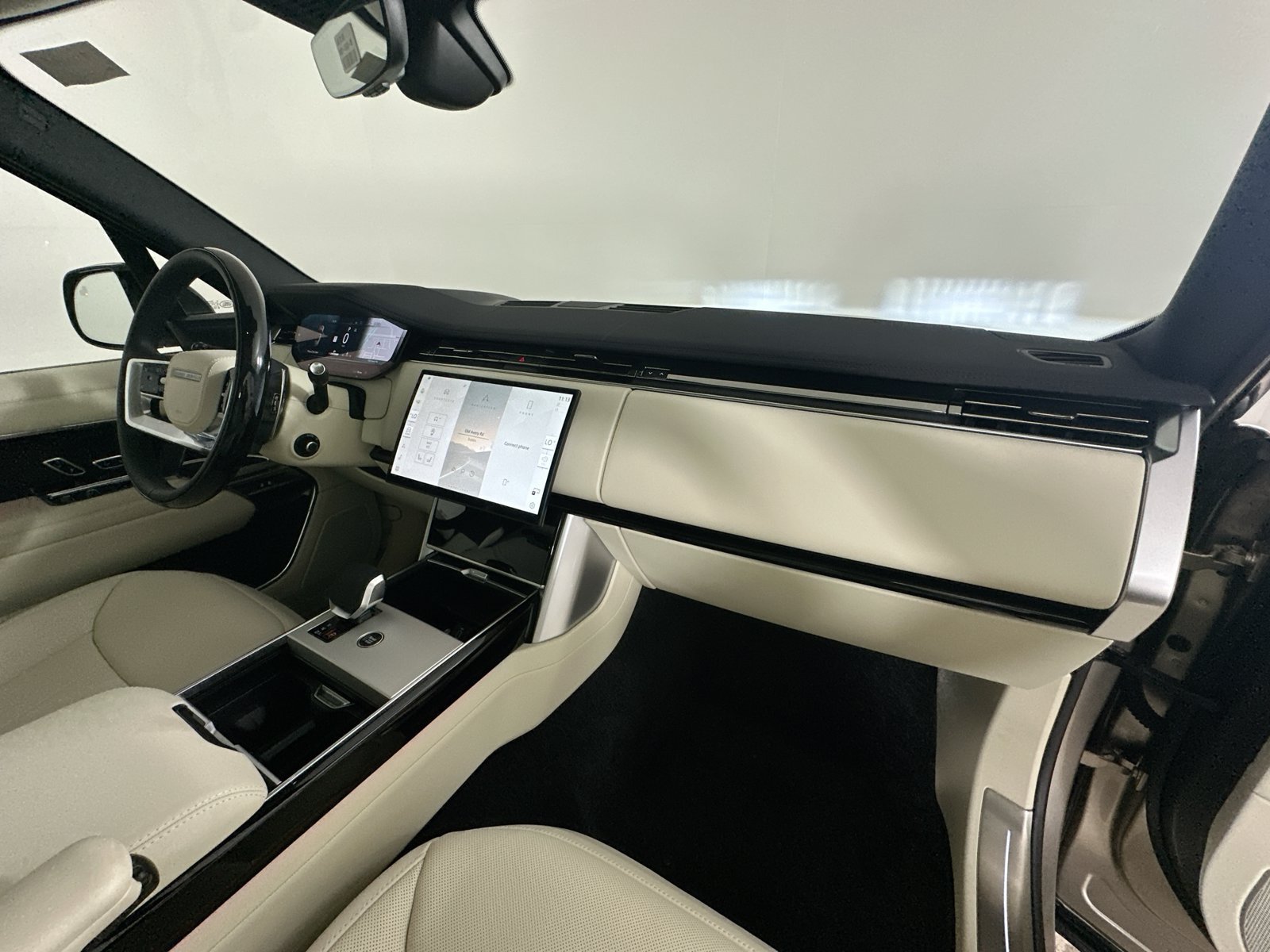 New 2026 Land Rover Range Rover SE AWD/4WD image 45