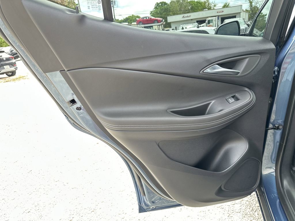 New 2026 Buick Encore GX Avenir image 27