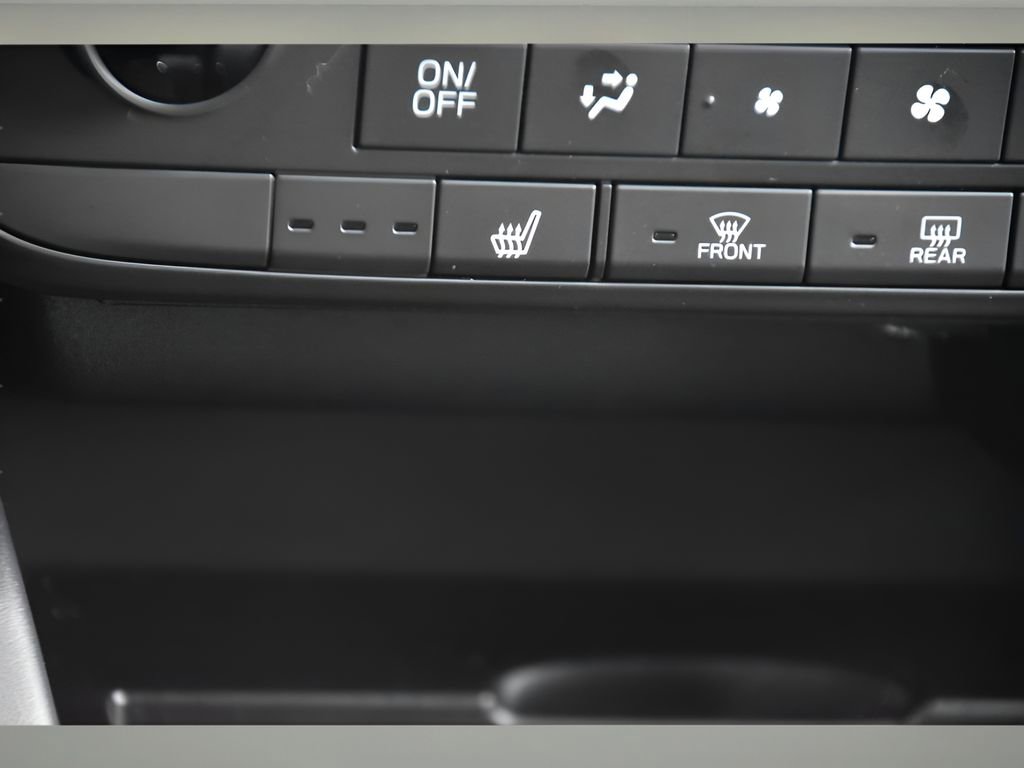 New 2026 Subaru Outback Limited AWD/4WD image 36