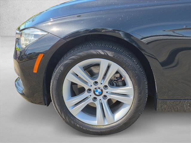 Used 2018 BMW 330i Sedan w/ Convenience Package RWD image 21