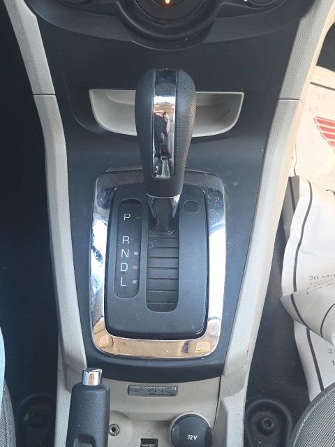 Used 2012 Ford Fiesta SE FWD image 31