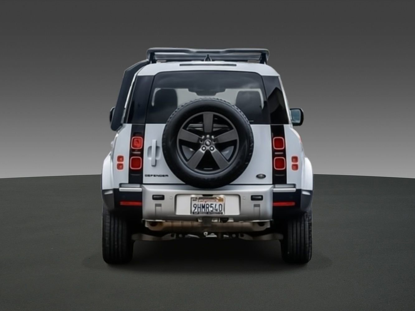 Used 2023 Land Rover Defender 110 S image 3