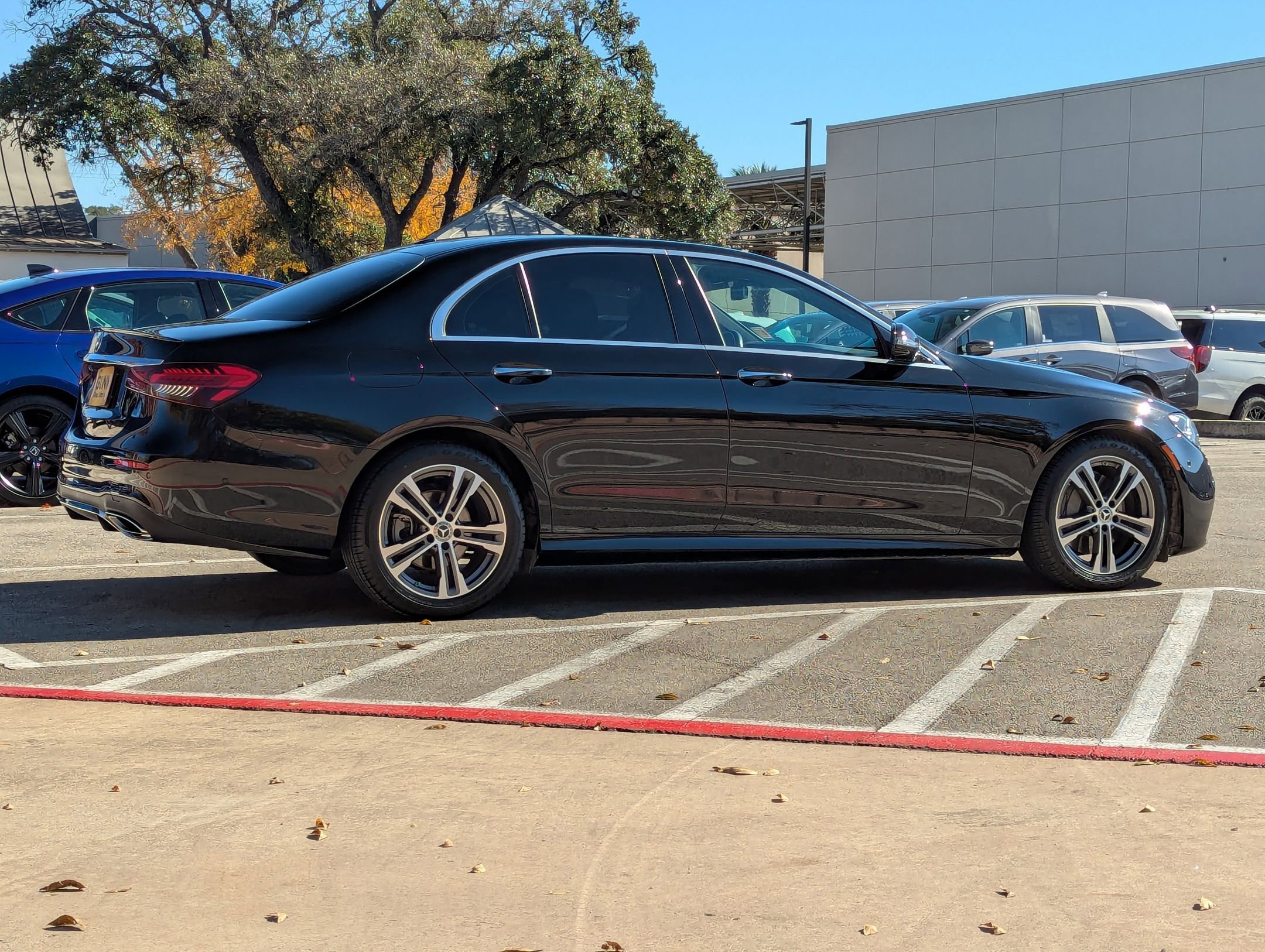 Used 2021 Mercedes-Benz E 350 Sedan image 4