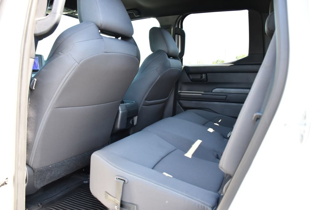 Used 2025 Toyota Tacoma SR5 AWD/4WD image 24