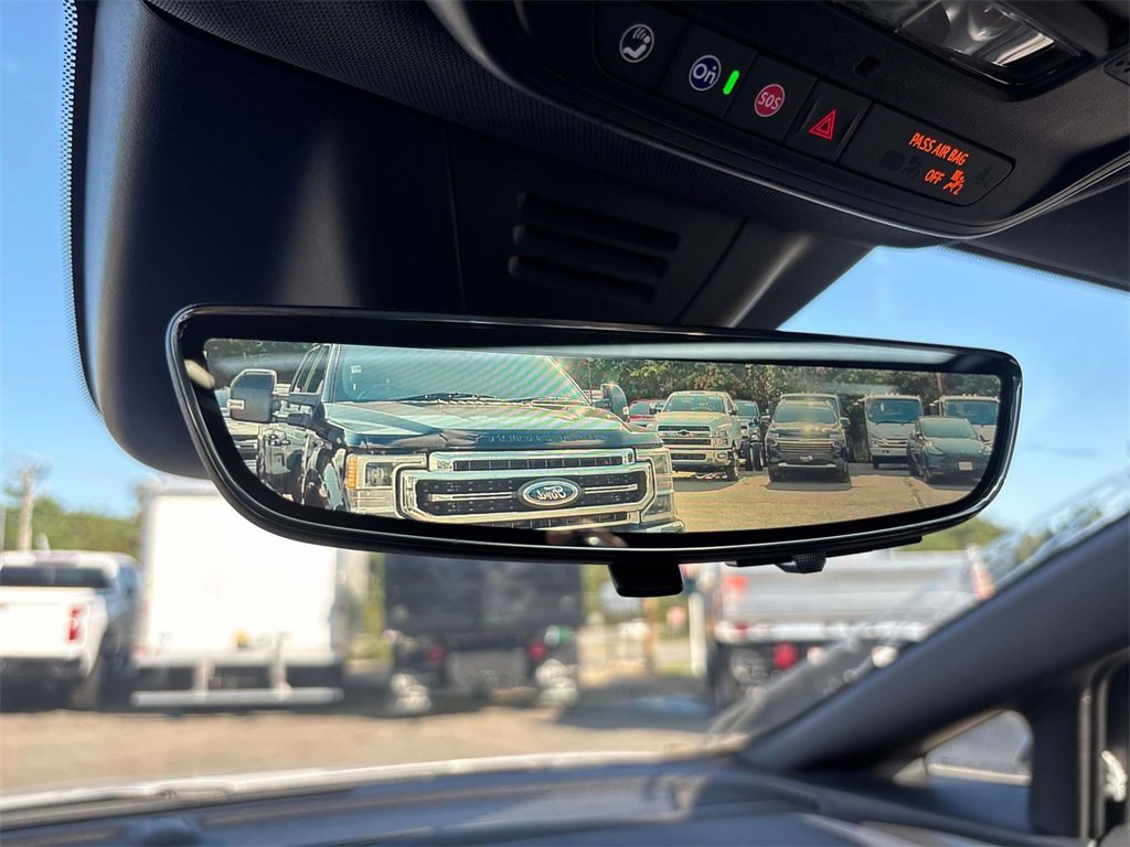 New 2025 Chevrolet Equinox EV RS image 11