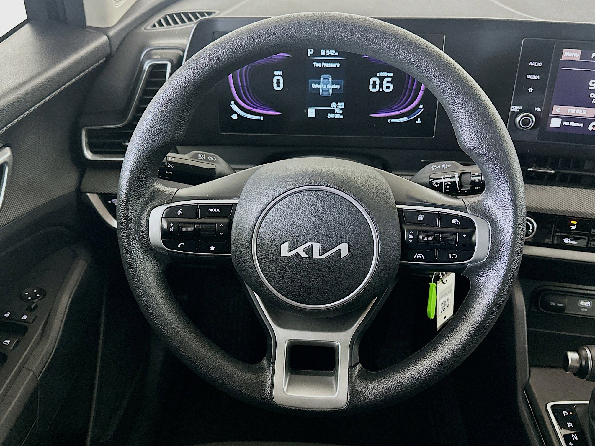 Used 2025 Kia Sportage LX image 17