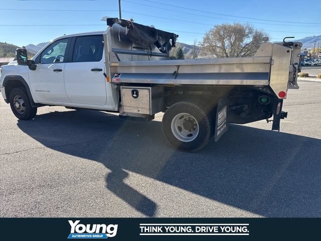 Used 2021 GMC Sierra 3500 4x4 Crew Cab w/ Convenience Package image 4