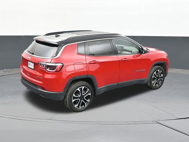 Used 2023 Jeep Compass Limited image 61