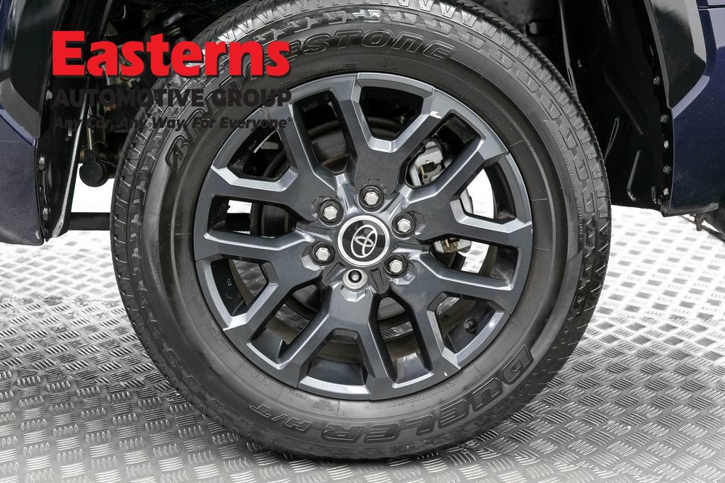 Used 2023 Toyota Tundra Platinum AWD/4WD image 36