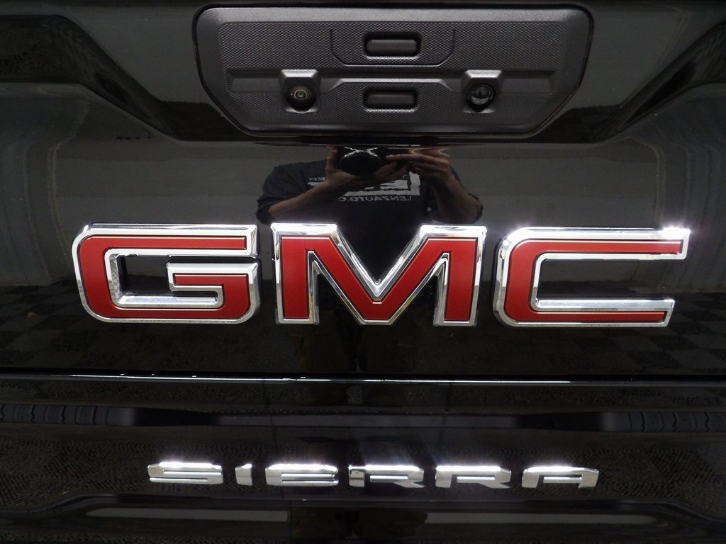 Used 2021 GMC Sierra 1500 AT4 image 40