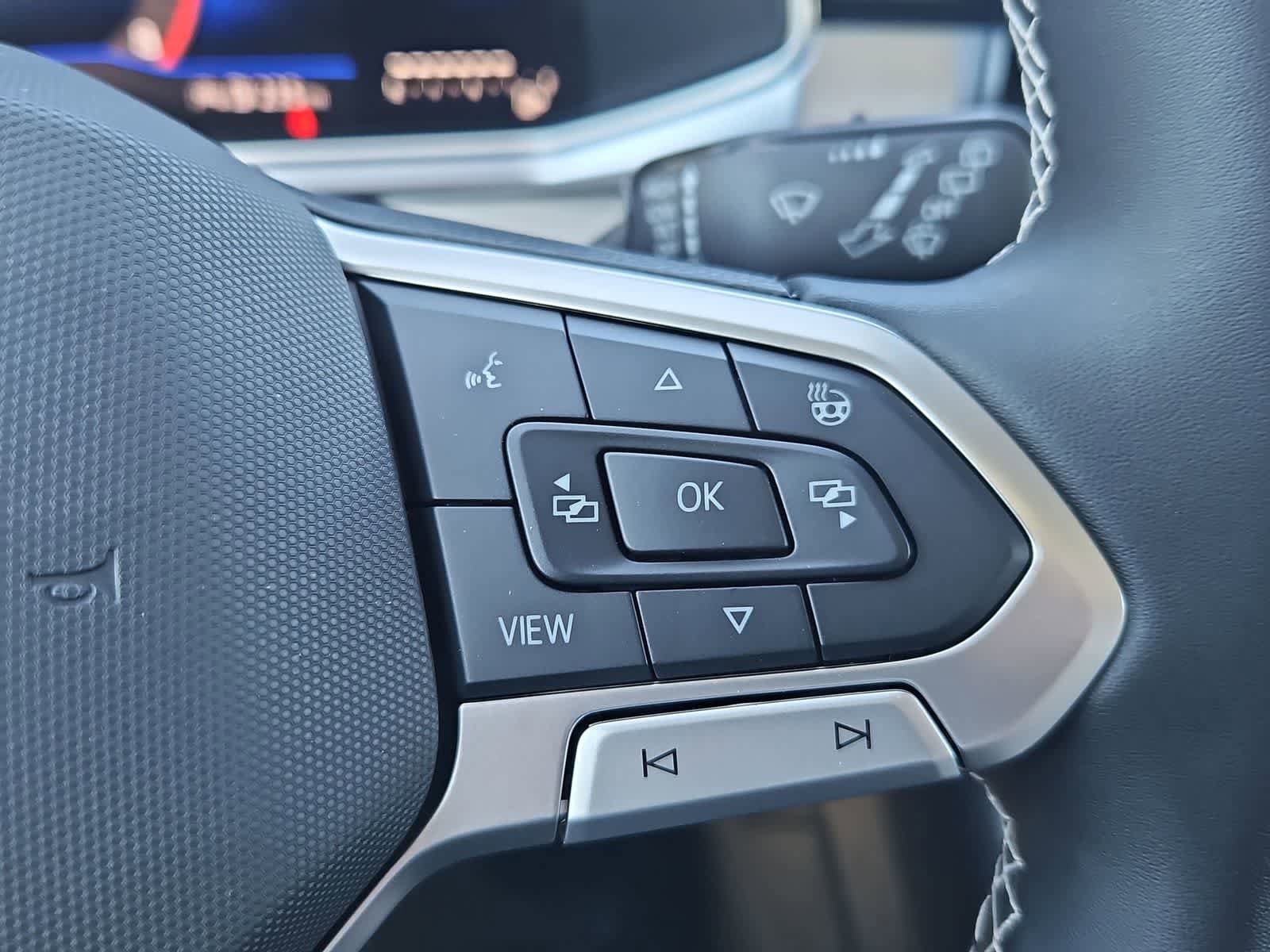 New 2026 Volkswagen Taos SE FWD image 26
