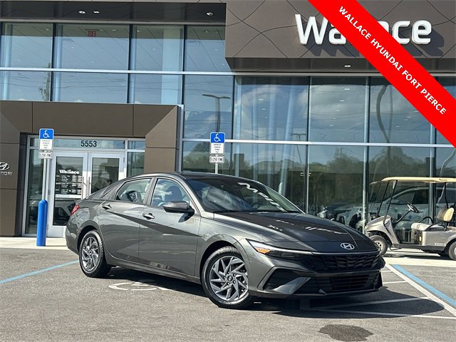 Used 2024 Hyundai Elantra SEL video 1