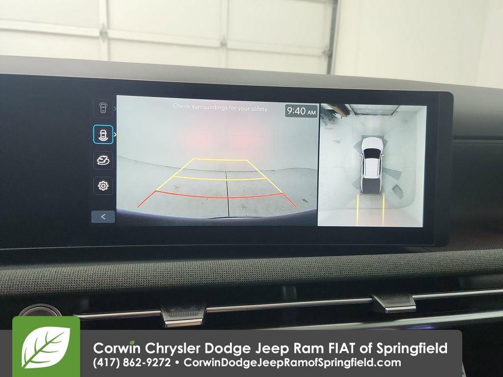 Used 2025 Hyundai Santa Cruz Limited AWD/4WD image 25