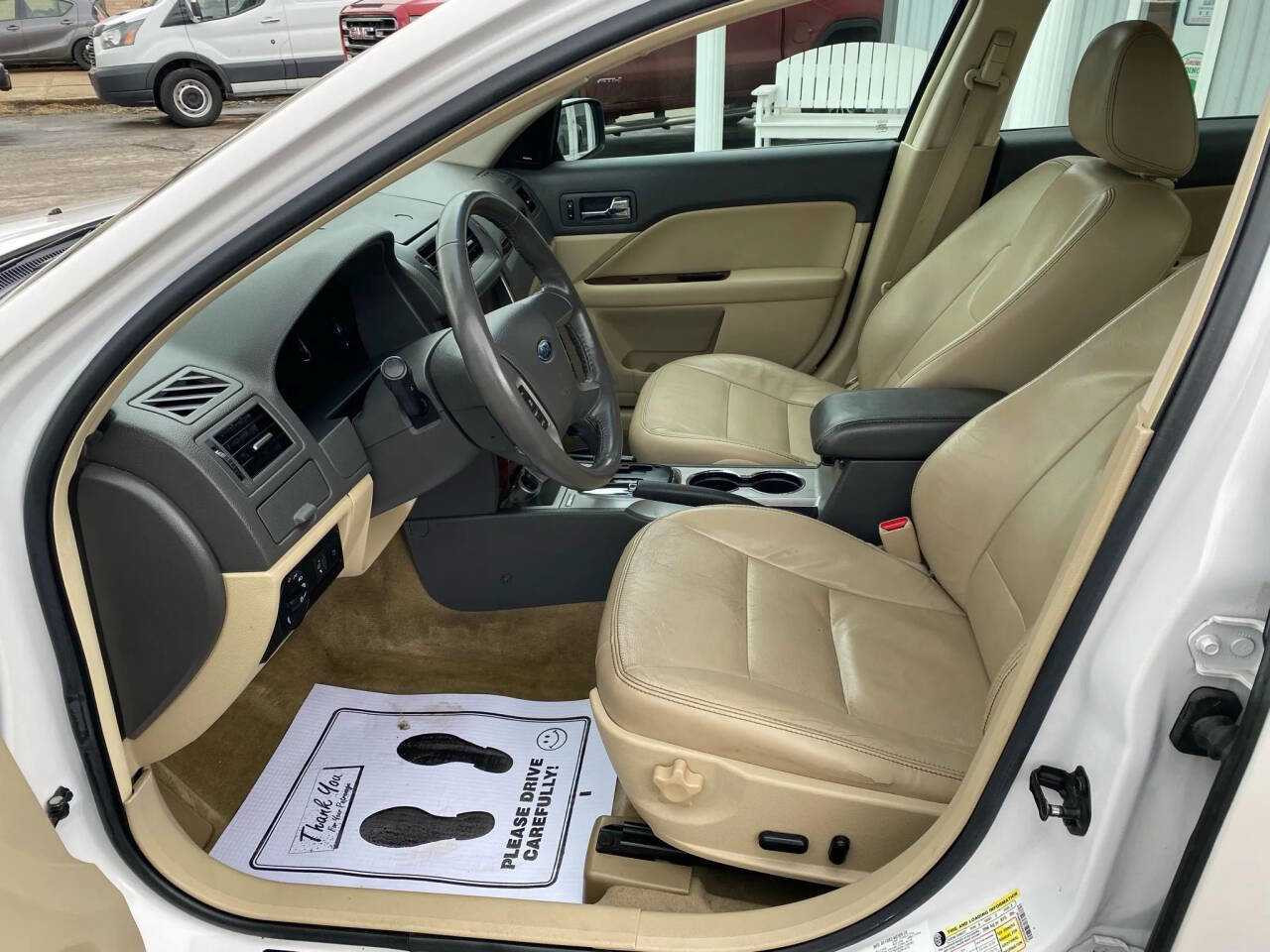 Used 2010 Ford Fusion SEL image 11