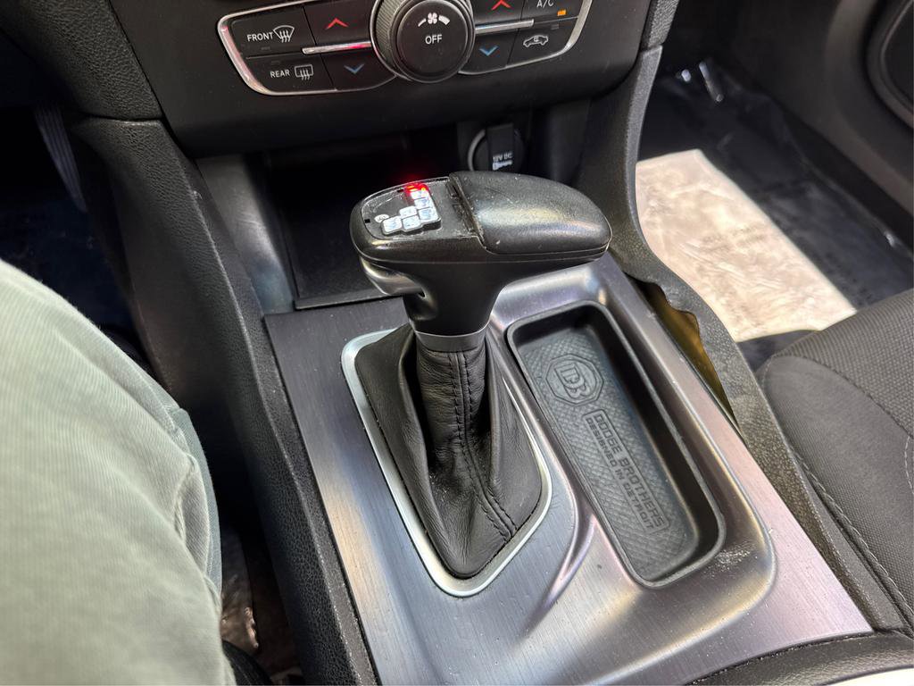 Used 2015 Dodge Charger SE w/ Sport Appearance Group RWD image 68