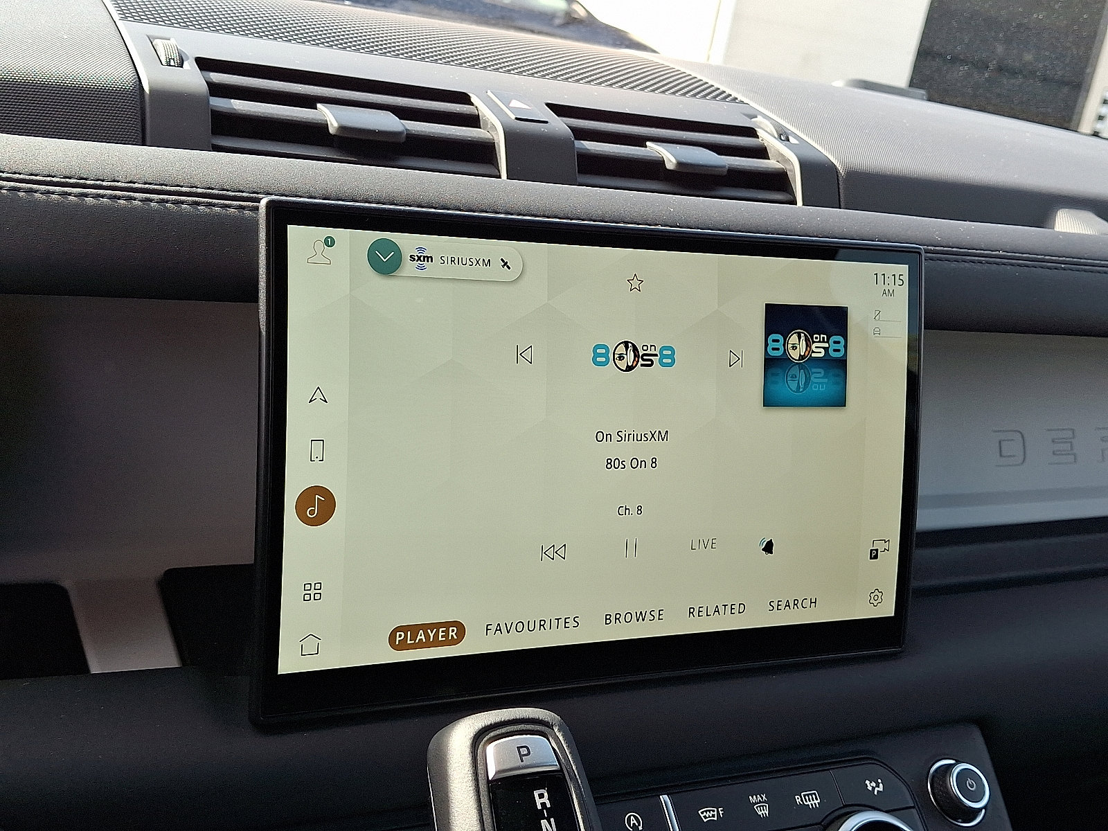 Used 2025 Land Rover Defender 110 S image 19