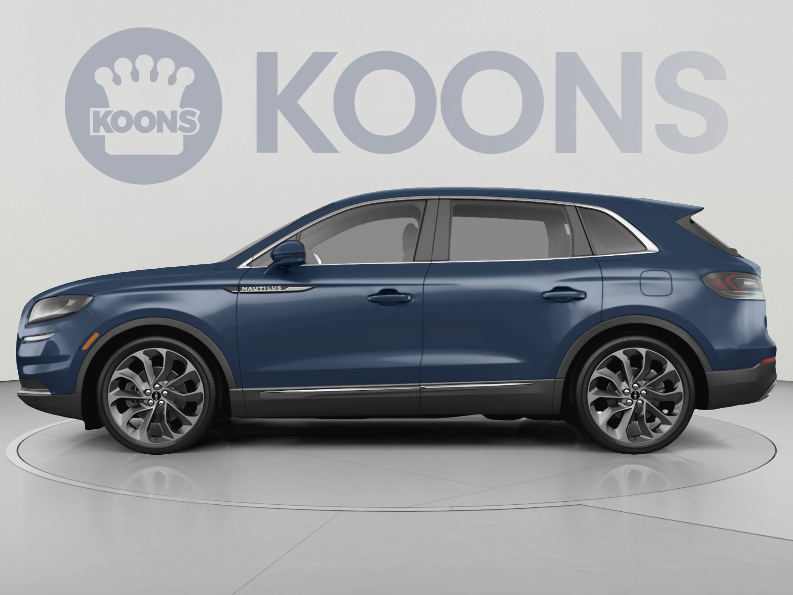 Used 2023 Lincoln Nautilus Reserve AWD/4WD image 2