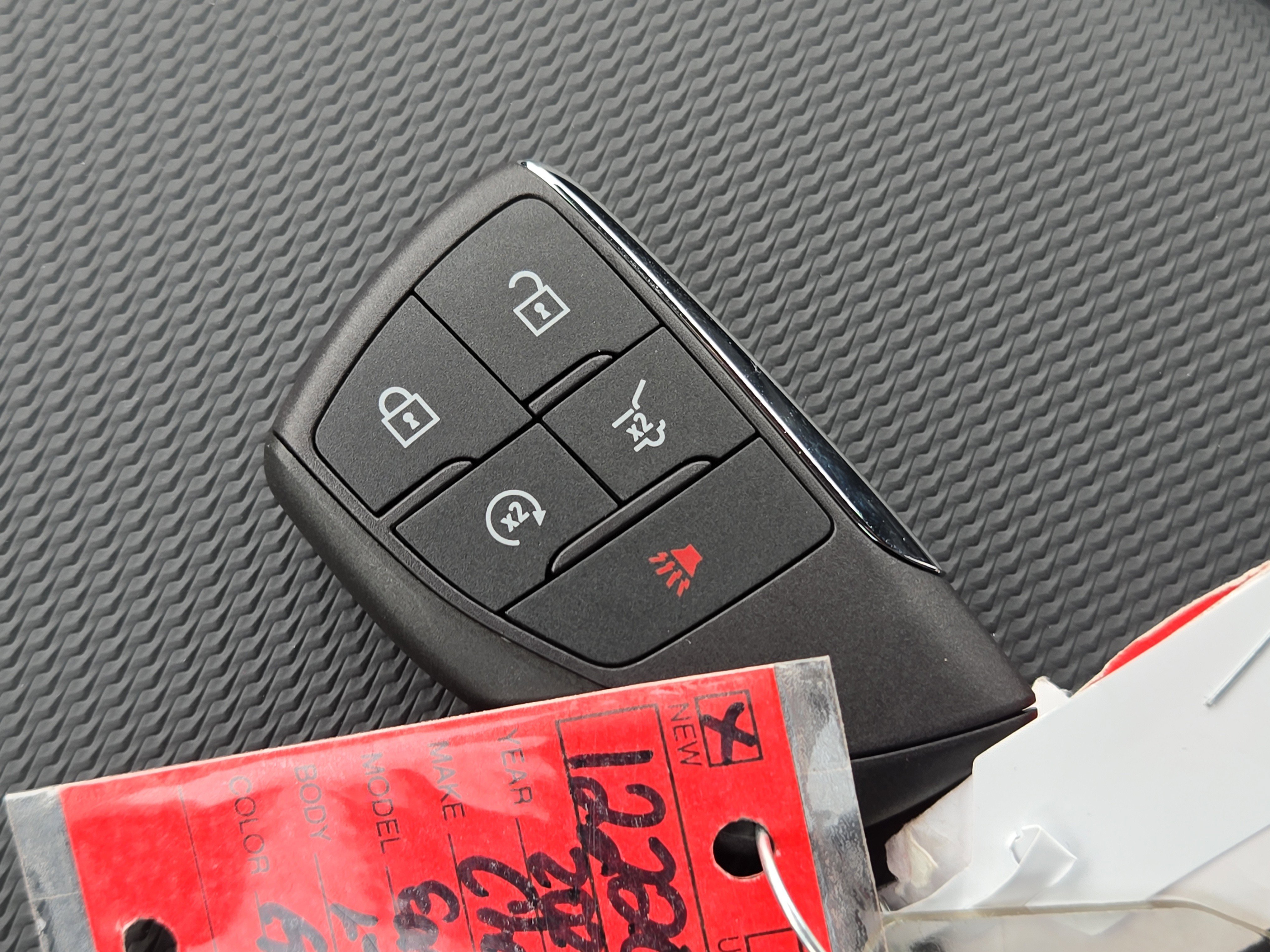 New 2026 Chevrolet Equinox LT image 26