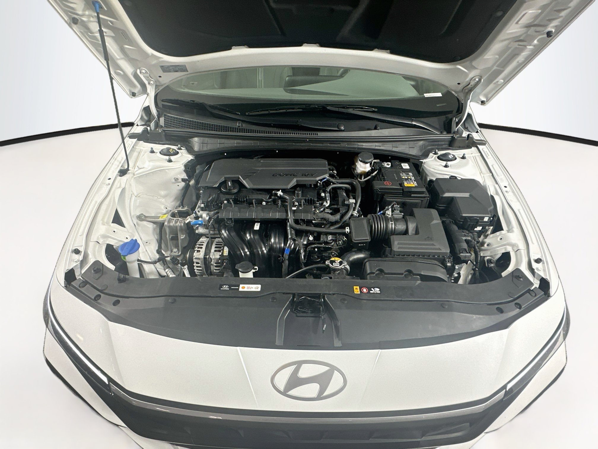 Used 2026 Hyundai Elantra Sport FWD image 31