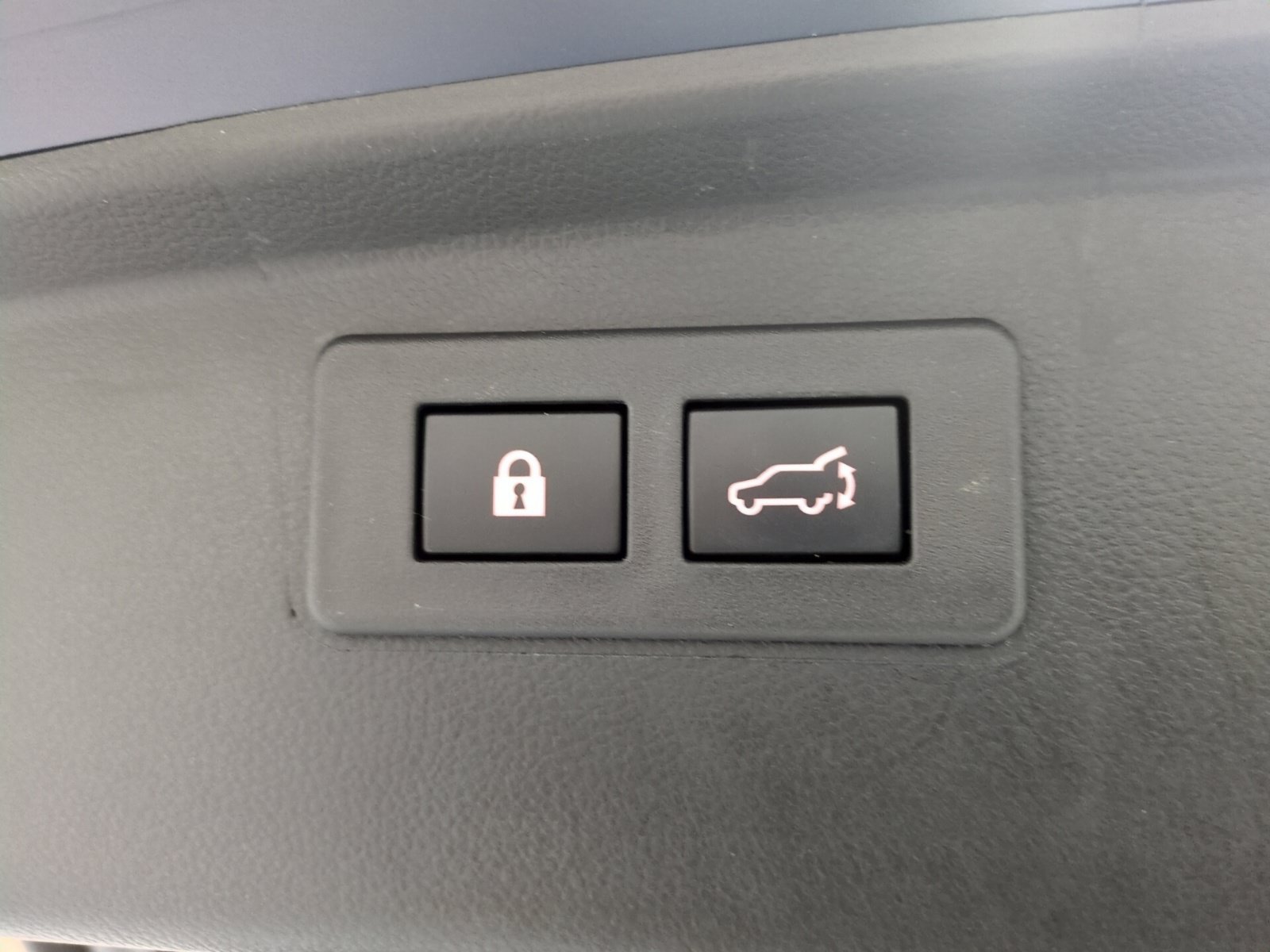 Certified 2024 Subaru Outback Premium AWD/4WD image 13