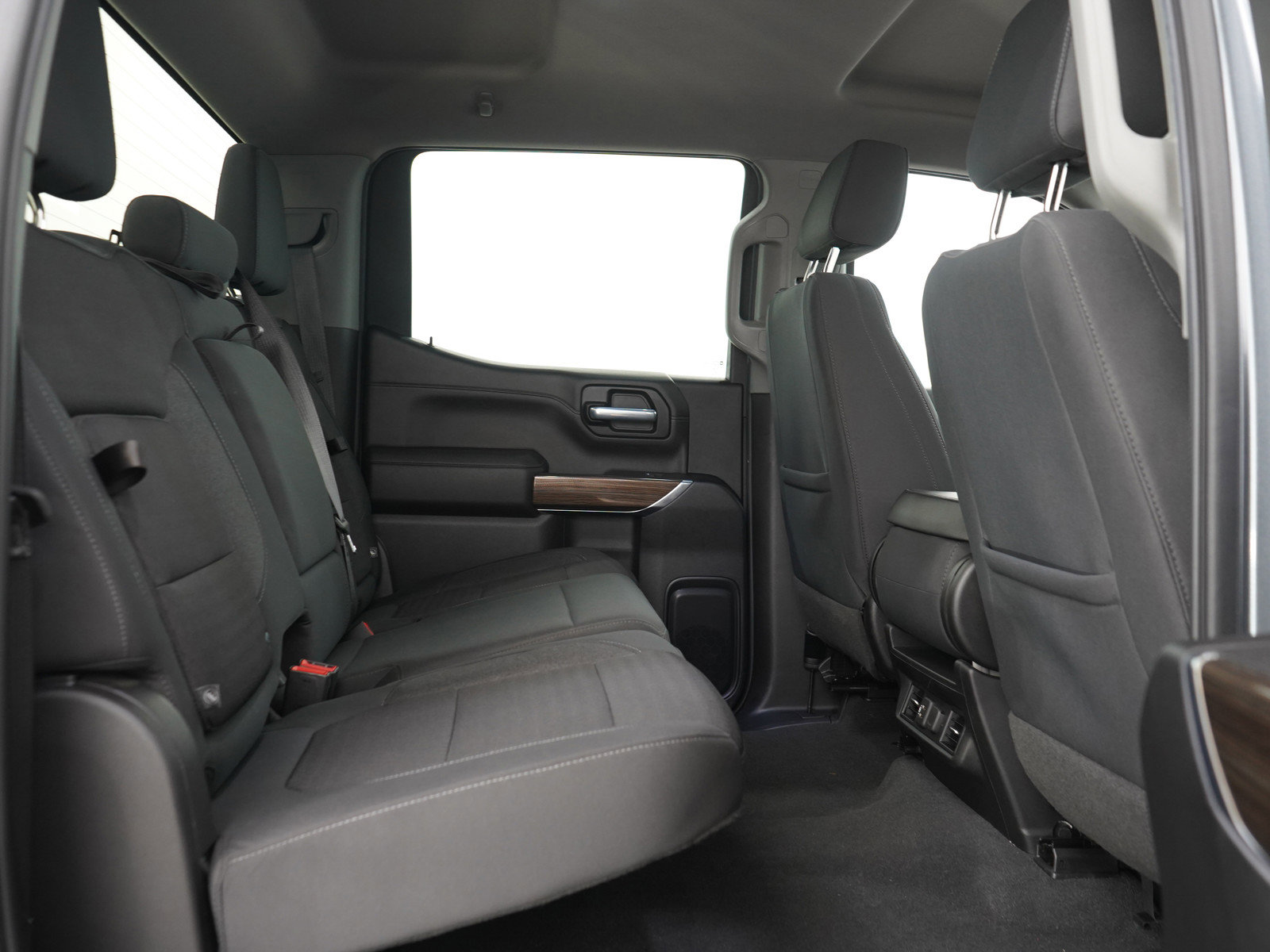 Used 2021 Chevrolet Silverado 1500 RST AWD/4WD image 12