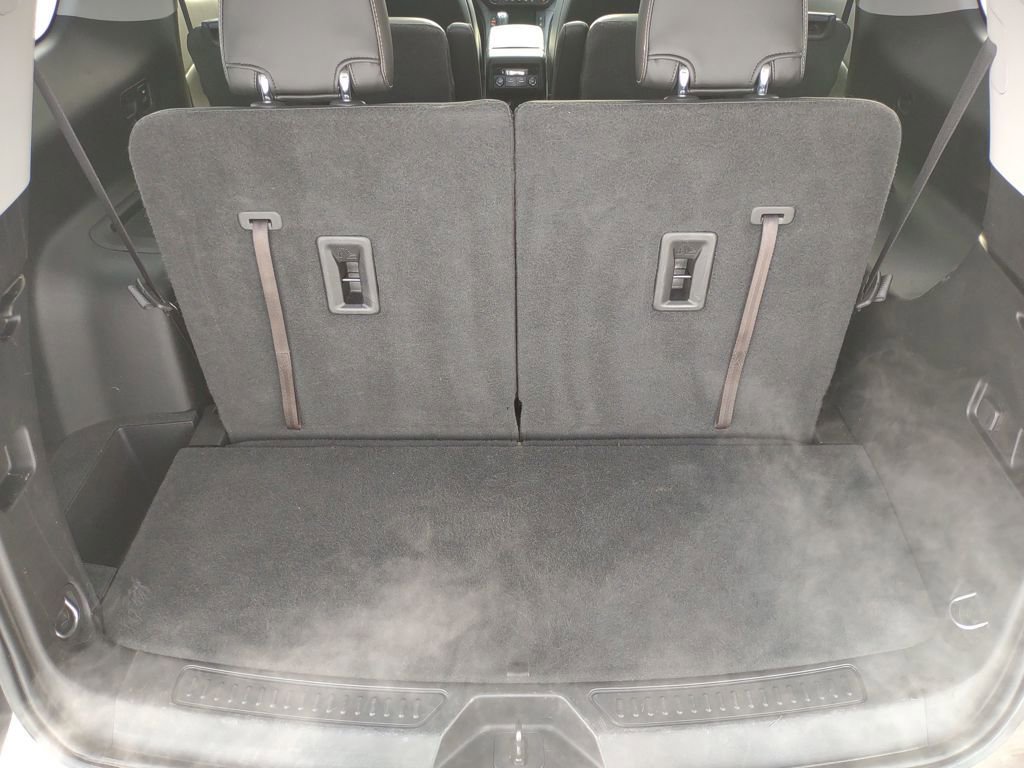 Used 2019 GMC Acadia SLT image 32