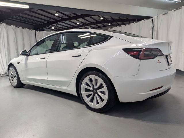 Used 2023 Tesla Model 3 Standard Range RWD image 4