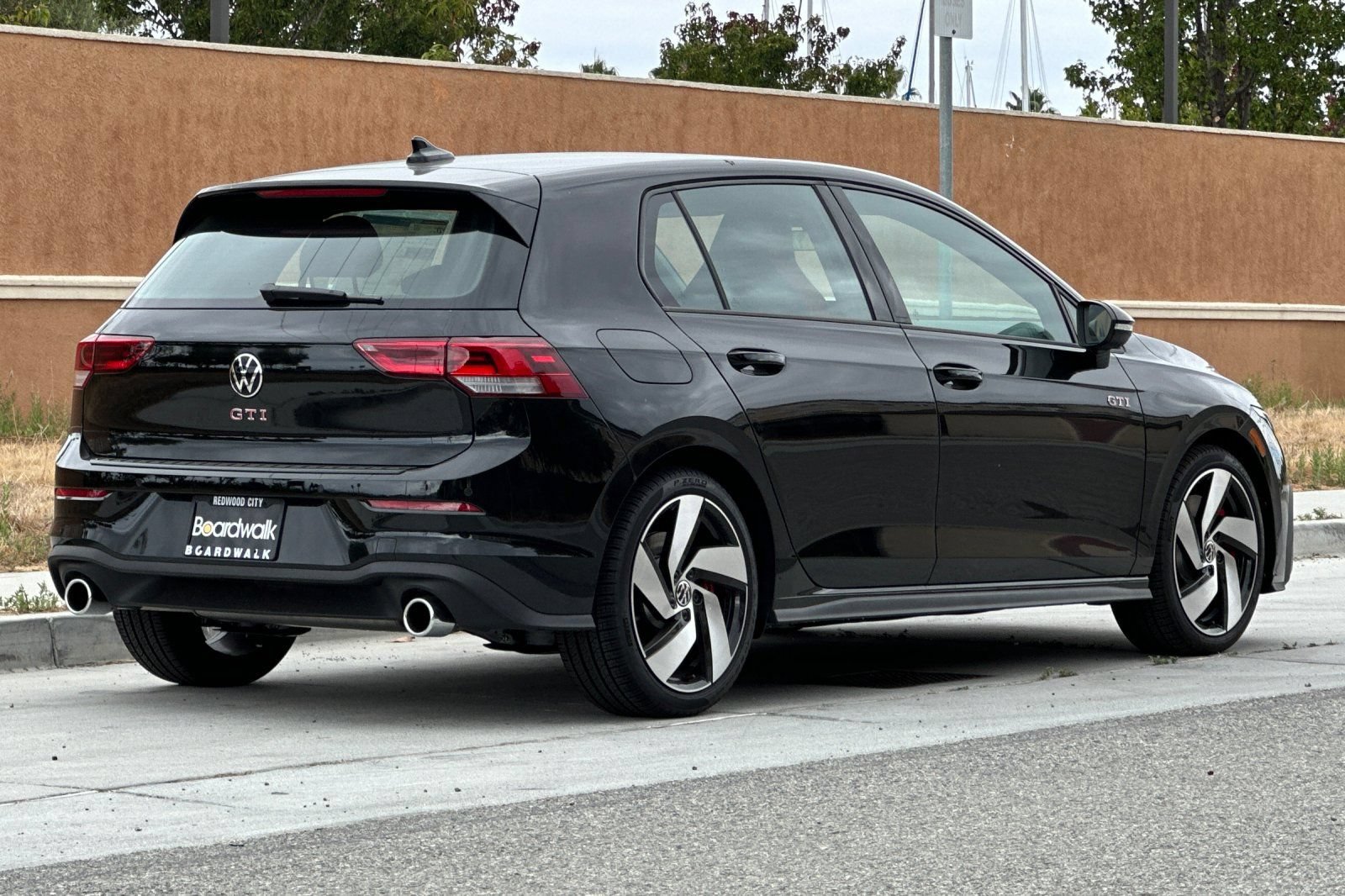 New 2026 Volkswagen GTI S FWD image 4