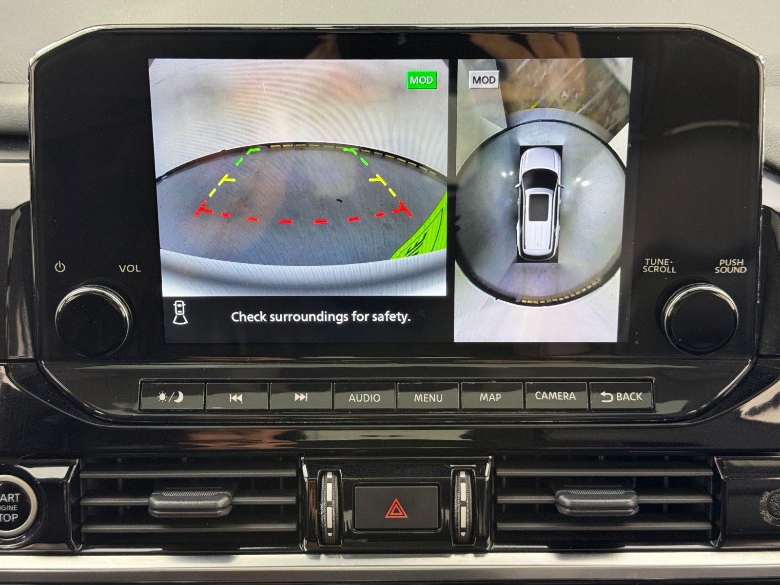 Used 2023 Nissan Pathfinder SL w/ SL Premium Package image 26