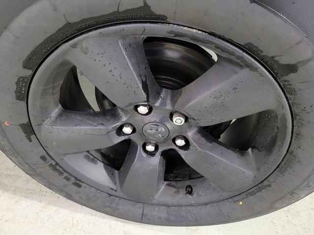 Used 2021 RAM 1500 Express w/ Wheel & Sound Group image 29