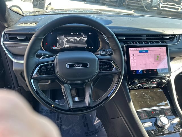 New 2025 Jeep Grand Cherokee L Overland w/ Advanced Protech Group III AWD/4WD image 12